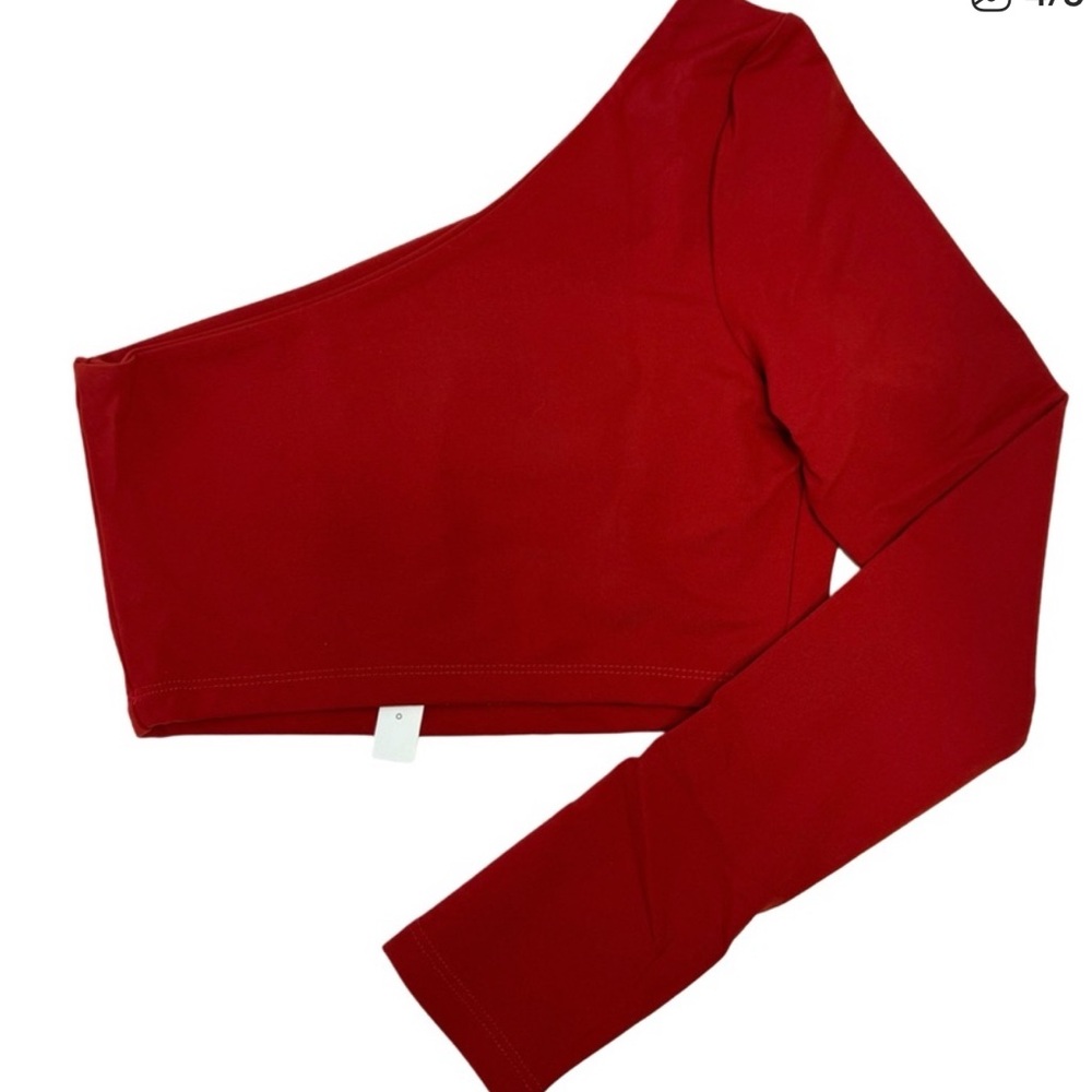 Susana Monaco Burgandy One-Sleeve Crop Top